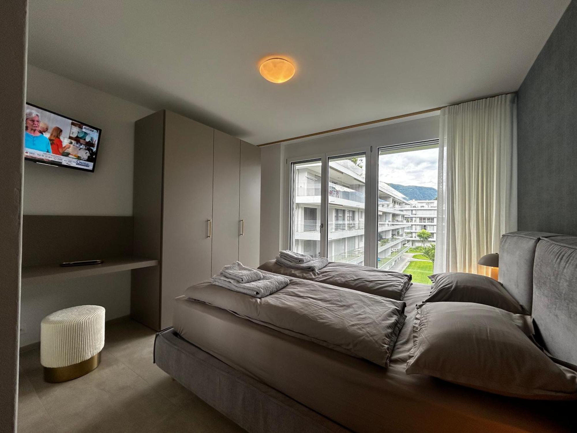Family Apartment, Near The Beach Whit Private Park Locarno Exterior photo